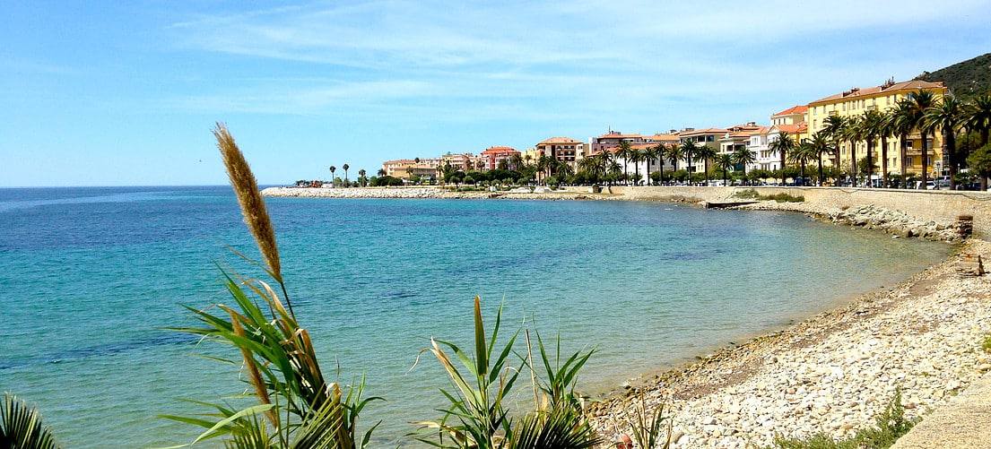 quefaireaajaccio-twofrenchexplorers