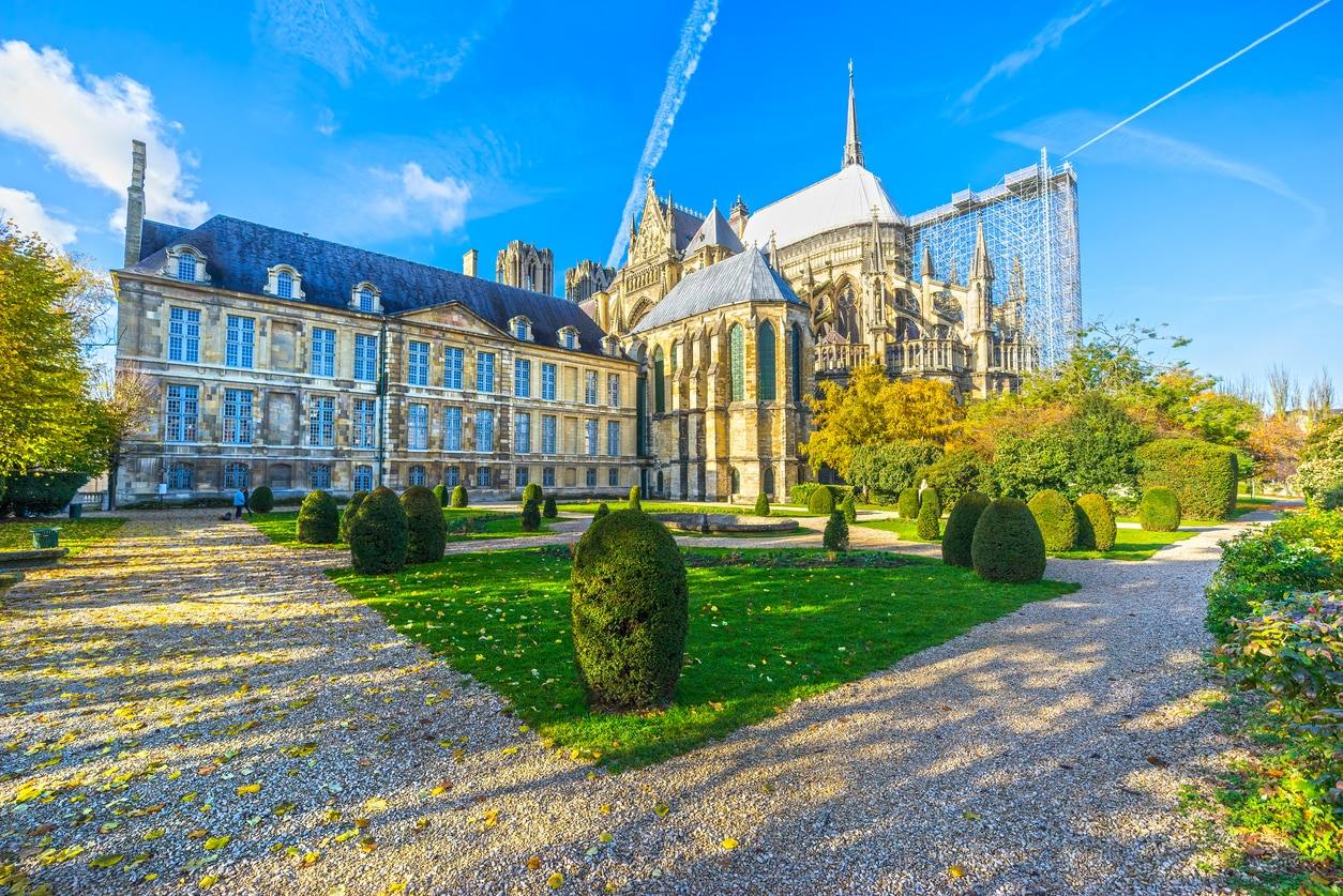 Cathédrale Notre-Dame de Reims - Attraction touristique