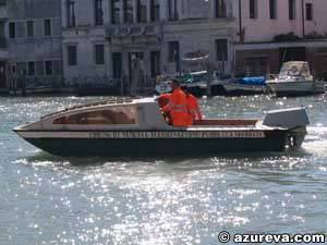 Les bateaux, embarcations et autres gondoles