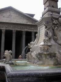 Le Panthéon, Quartier de glaces et cafés