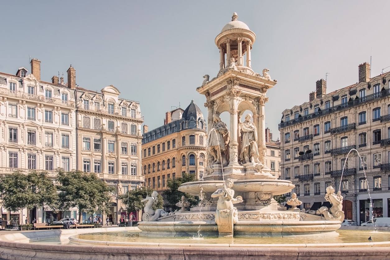 Place Bellecour - Centre de la Ville