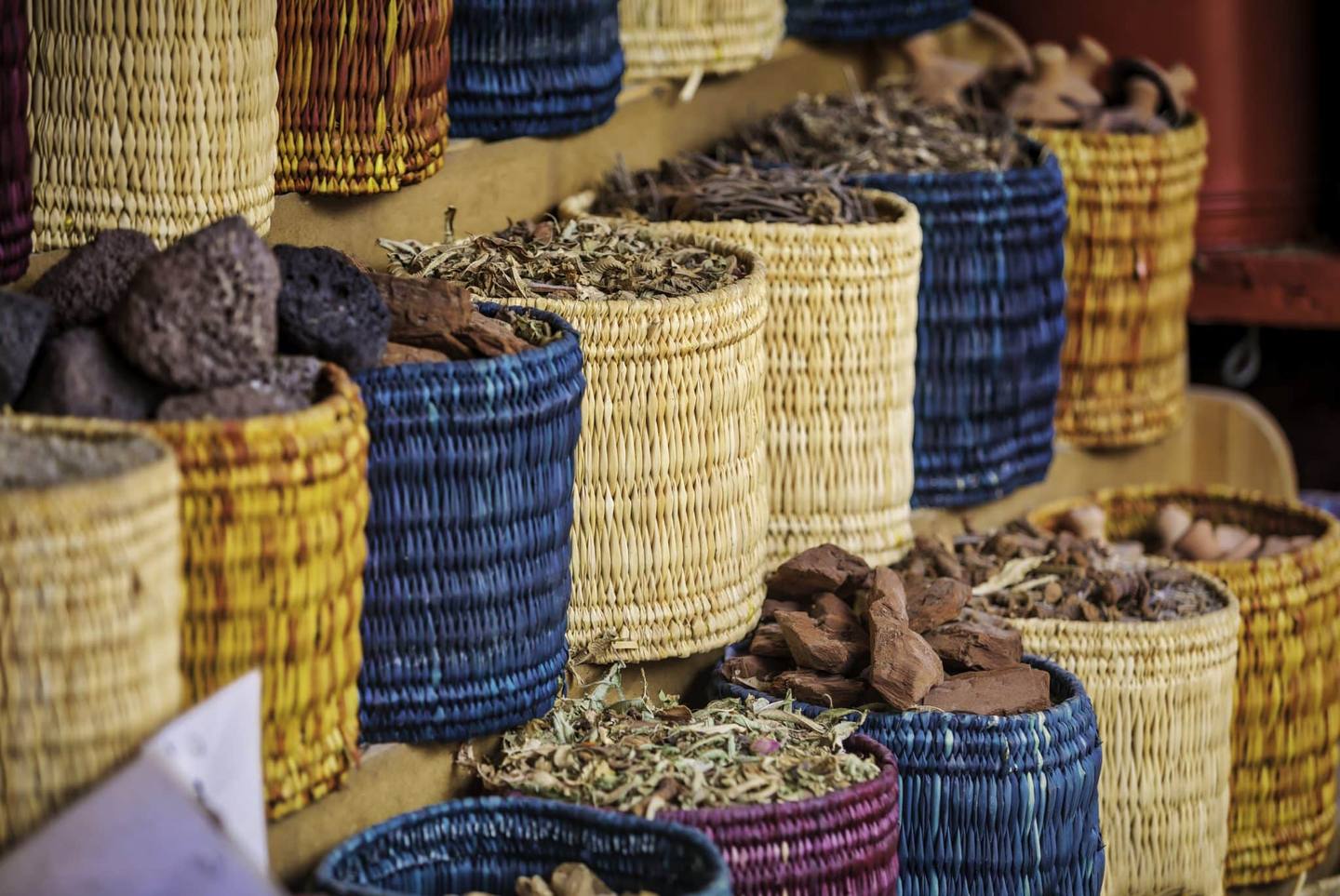 Herbe et épices du Maroc, donc l'argan