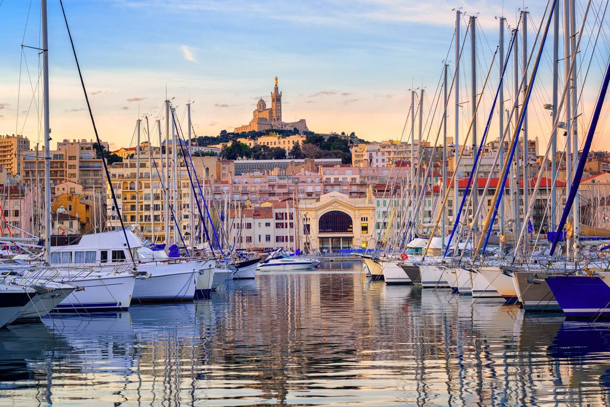 Basilique Notre-Dame de la Garde - Vieux Port de Marseille
