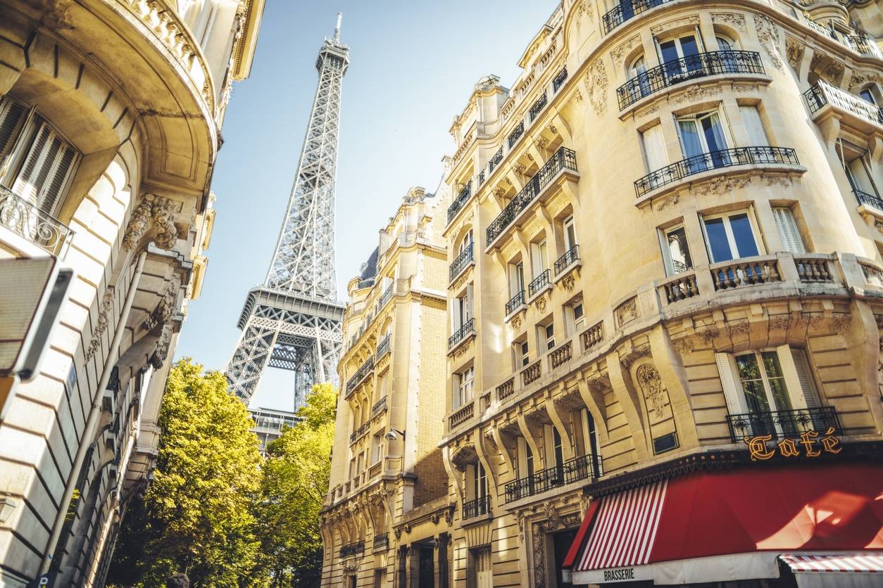 tour Eiffel - Moulin Rouge