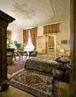Seven Bridges Hotel