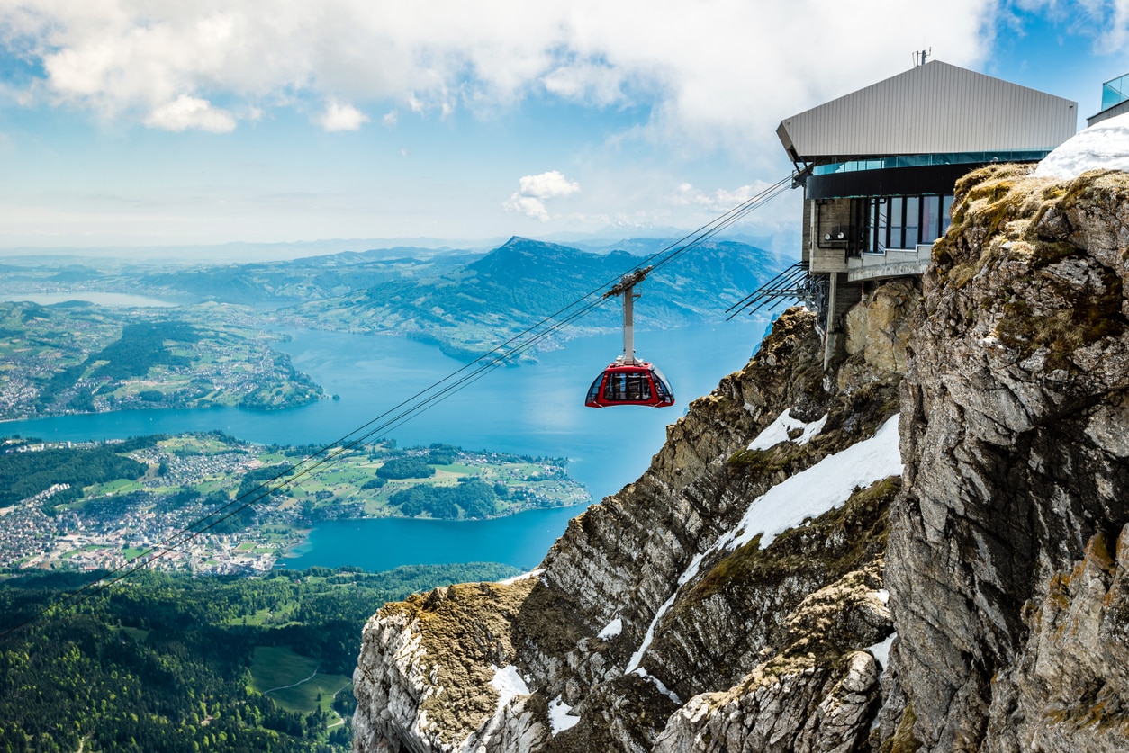 Hébergement, Suisse