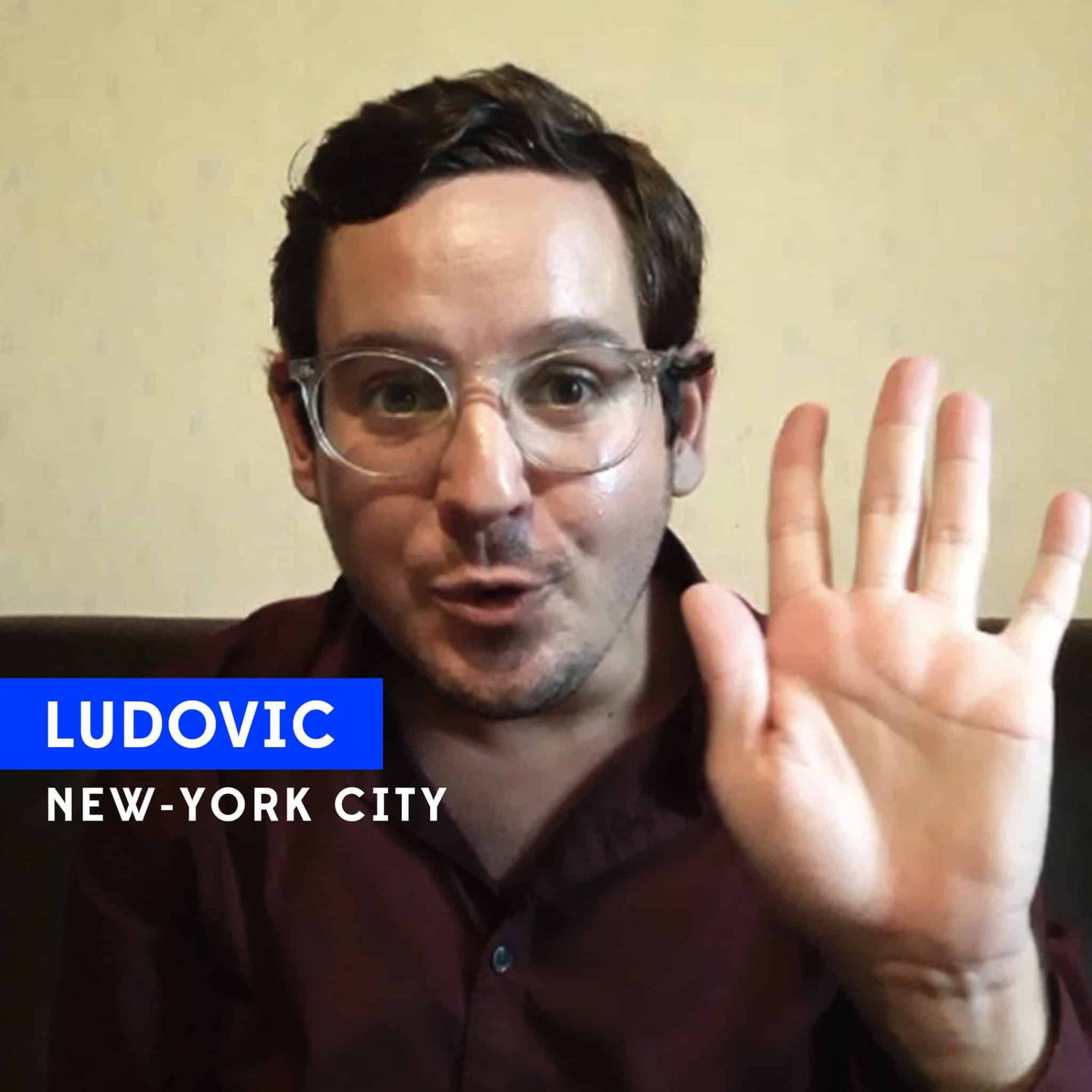 Un comédien de théâtre dans les rues de Brooklyn à New York.