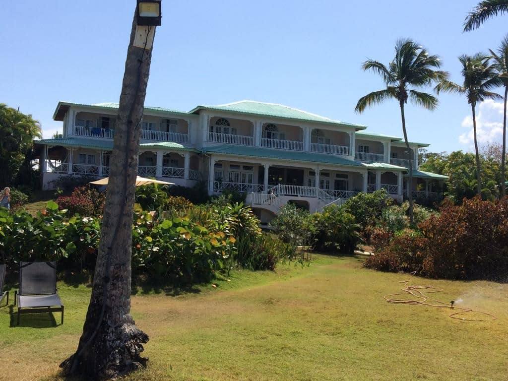 Villa Serena la bien nommée à deux pas du Bout du Monde….
