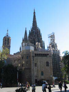 Facade de la cathédrale de Barcelone