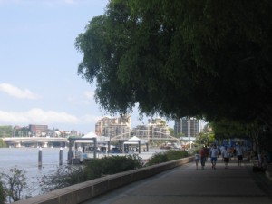 Promenade piétonne le long de la Brisbane River