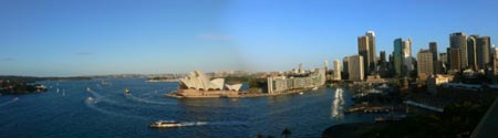 Circular Quay et la baie de Sydney depuis le Harbour Bridge