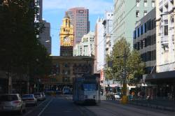 Tramway devant la gare de Flinders 