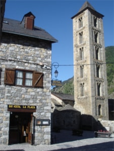 Un hôtel familial dans le village d'Erill le Vall