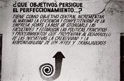 'Quel est l'objectif du perfectionnement ?', une inscription stimulant l'efficacité dans une industrie cubaine