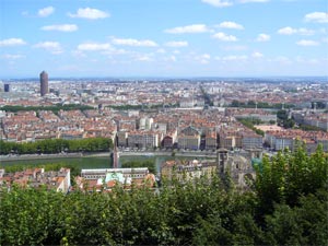 vue panoramique sur Lyon depuis la colline de Fourvière