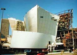 Salle de concerts Walt Disney en cours de construction