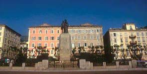 Le palais du gouverneur à Bastia - place St Nicolas 