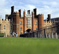 Palais du Hampton Court