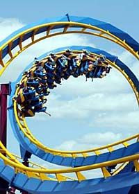Une des attractions au Six Flags Magic Mountain, Los Angeles