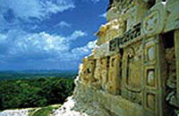 Le temple de Xunantunich, Belize