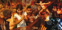 Un spectacles de théâtre avec les coutumes traditionelles à la forêt tropicale, Cairns