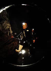 black-water-rafting-waitomo-caves-tour-in-waitomo-2