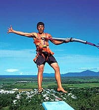 Une vue imprenable lors du saut à l'élastique le plus célèbre de l'Australie, Cairns