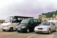 Les voitures de transports à l'aéroport de Nice, Cannes