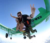 Un saut tandem en parachute, Cairns
