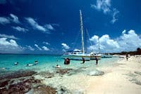 Des miles de plages de sable blanc sur San Juan