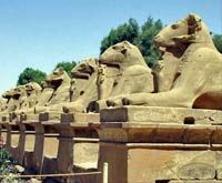 Avenue des Sphinx au temple de Karnak, Luxor