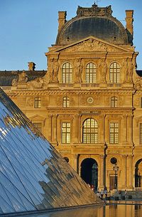 Le musée de Louvre, Paris