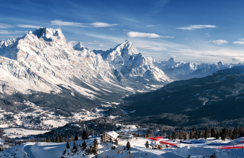 En Italie, ski à Cortina d’Ampezzo dans les Dolomites