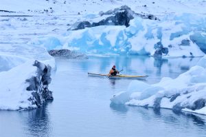 excursions insolites en Islande : Kayakiste sur le lagon glaciaire de Jökulsárlón 