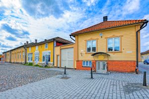 Bâtiments en bois, architecture, rues de la vieille ville de Rauma, l'un des plus anciens ports de Finlande.