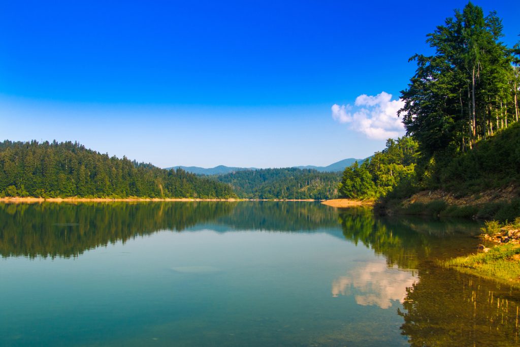 Le lac Lokvarsko, dans le paisible parc national de Risnjak en Croatie.