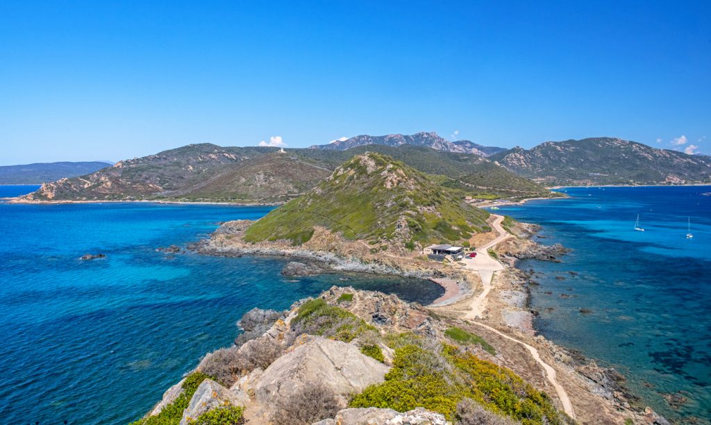 Micro-aventures en Corse - randonnée sur la Pointe De La Parata.