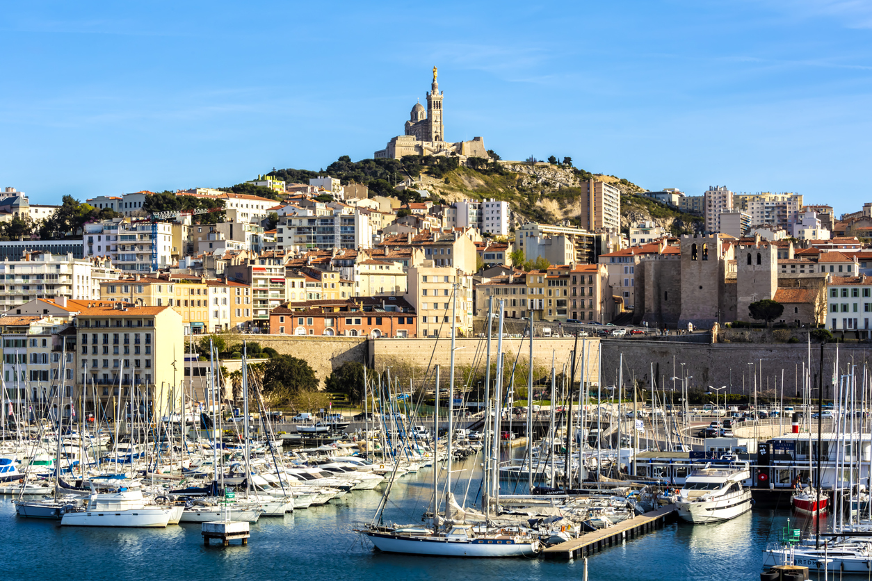 Que visiter et que faire à Marseille ? Le Vieux-Port et Notre-Dame-de-La-Garde