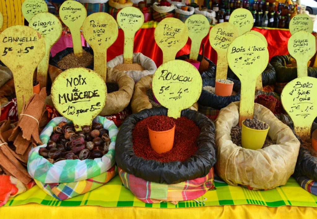 Épices de Guadeloupe, une tradition culinaire